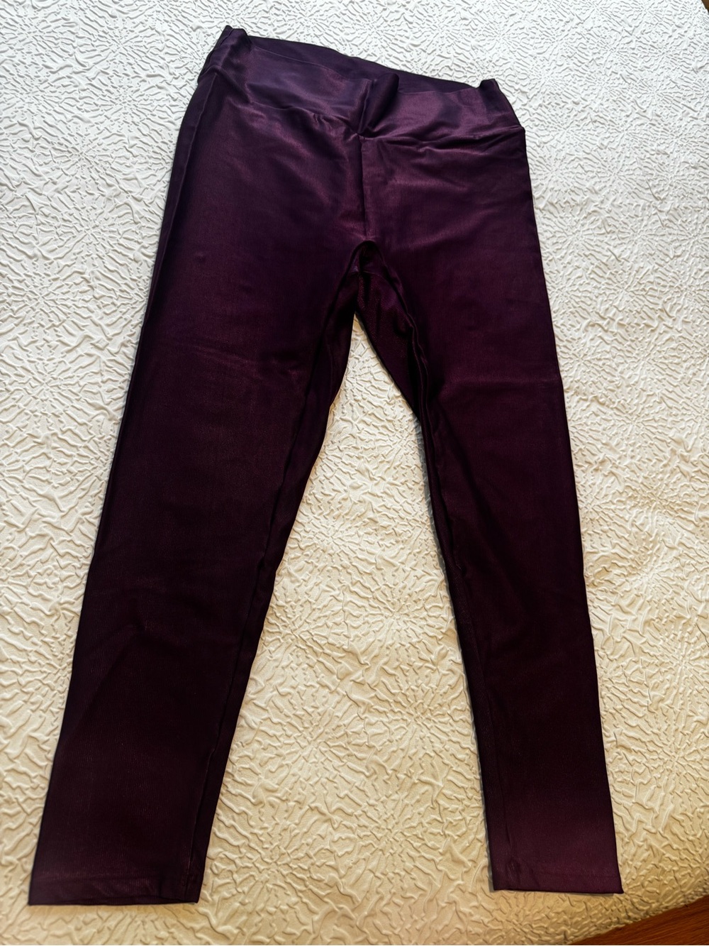 Booty by Brabants High Shine Cropped Leggings - Purple/Plum - One Size
